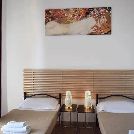 Alojamento de Acomodação e Pequeno-almoço Paolina *